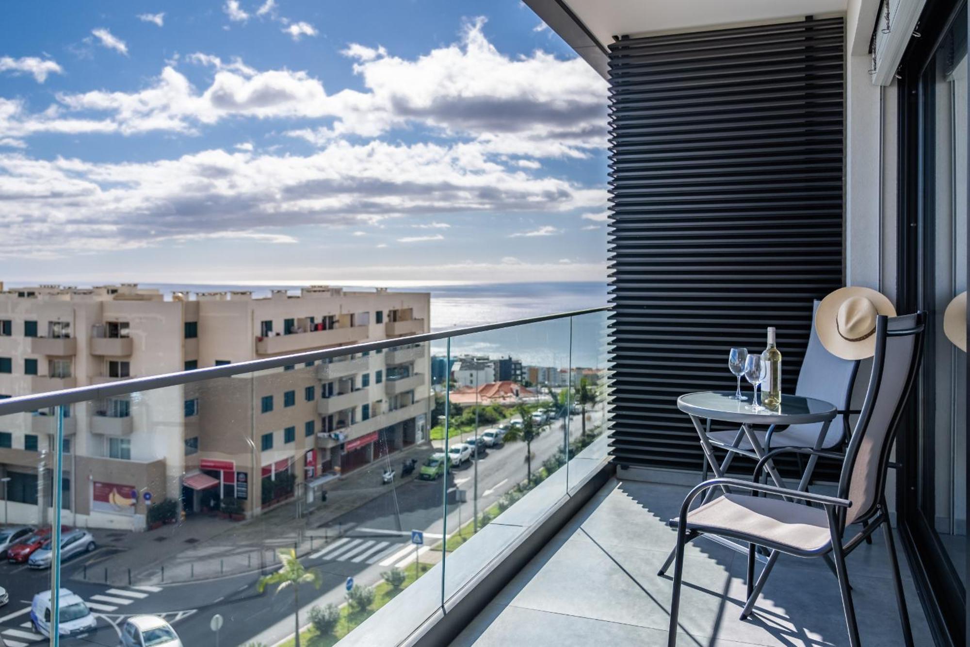 푼샬 Fenix Ocean View By Madeira Sun Travel 아파트 외부 사진