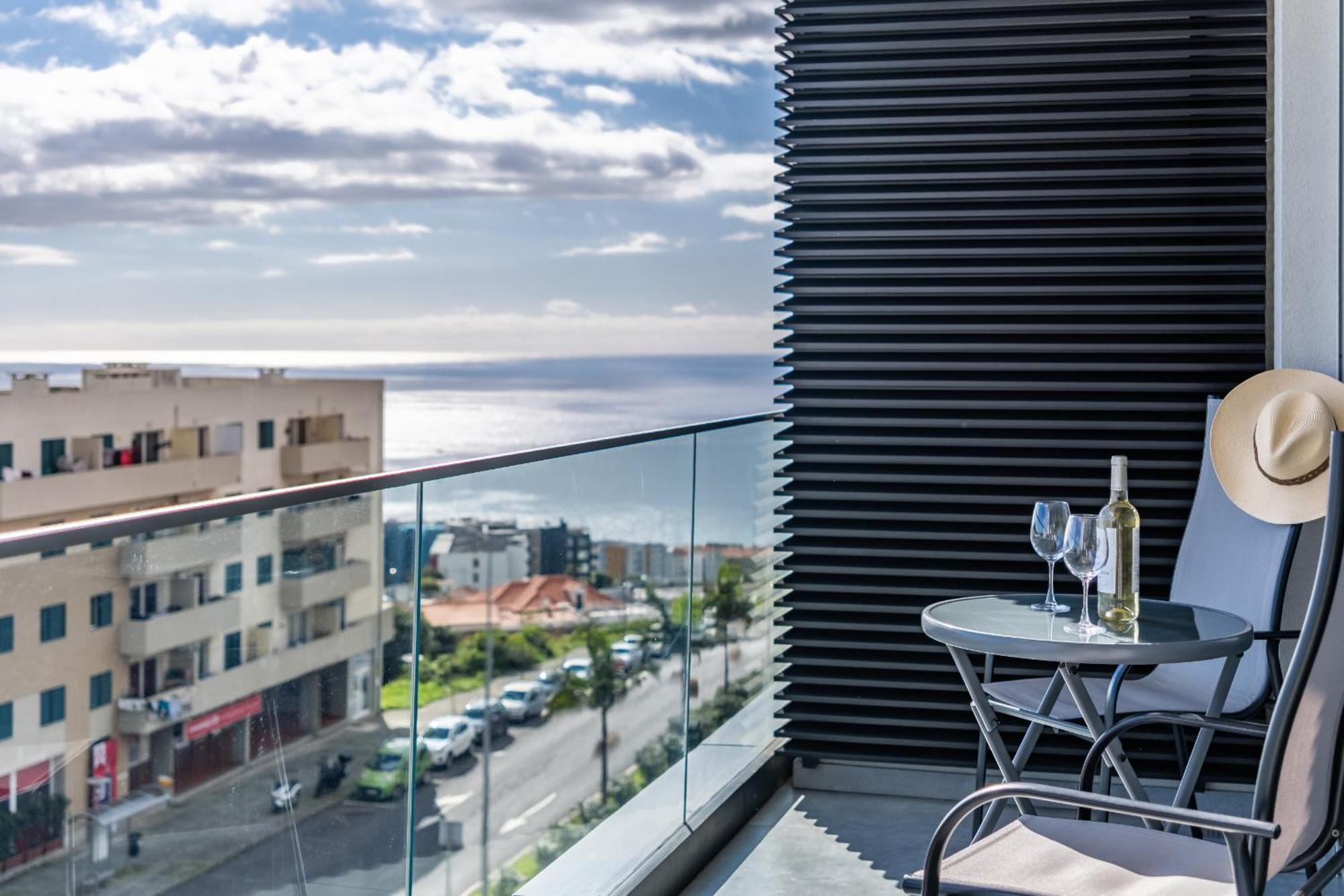 푼샬 Fenix Ocean View By Madeira Sun Travel 아파트 외부 사진